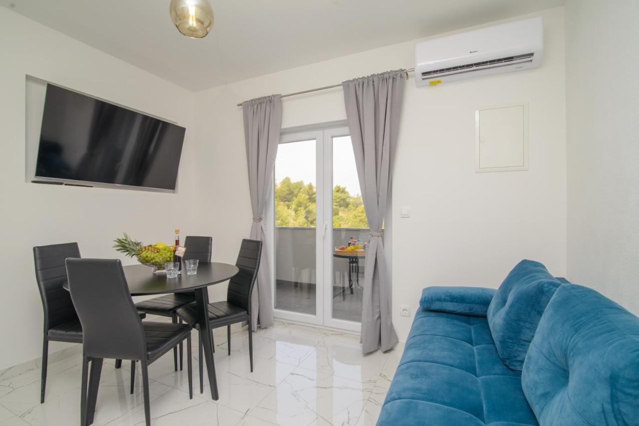 Apartments Pelja Trogir Exterior foto
